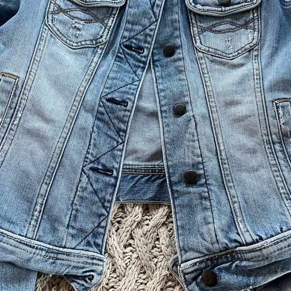Abercrombie & Fitch Vintage Distressed Light Blue Short Denim Jacket Trucker Med - Picture 14 of 14